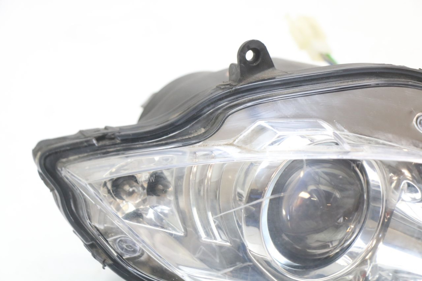 photo de RIGHT HEADLIGHT PEUGEOT GEOPOLIS RS 125 (2007 - 2009) - Component detail