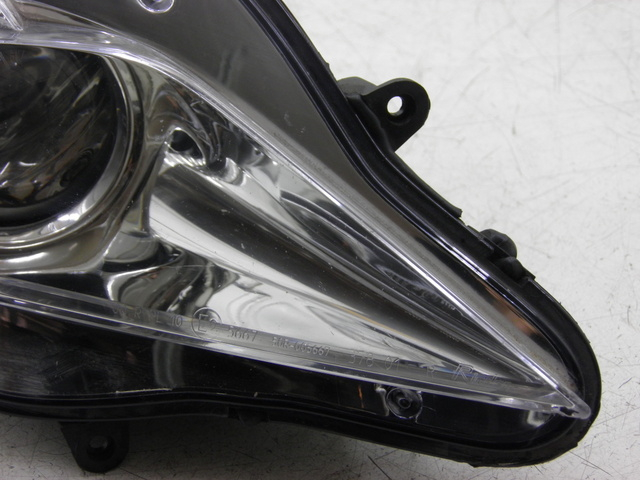 photo de RIGHT HEADLIGHT PEUGEOT GEOPOLIS 250 (2006 - 2008) - Technical close-up