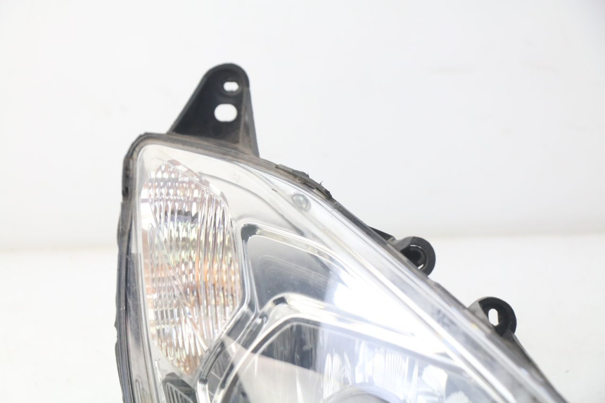 photo de RIGHT HEADLIGHT PEUGEOT SATELIS 300 (2012 - 2015) - Alternative perspective