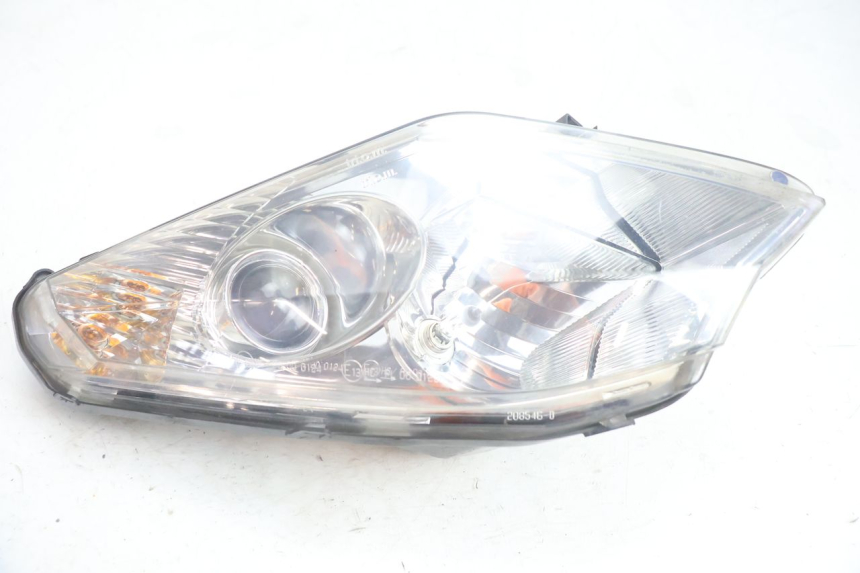 photo de RIGHT FRONT HEADLIGHT PEUGEOT SATELIS 125 (2006 - 2009) - Main view