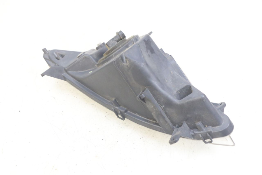 photo de RIGHT FRONT HEADLIGHT PEUGEOT SPEEDFIGHT 3 AIR 50 (2009 - 2015) - Fixing points details