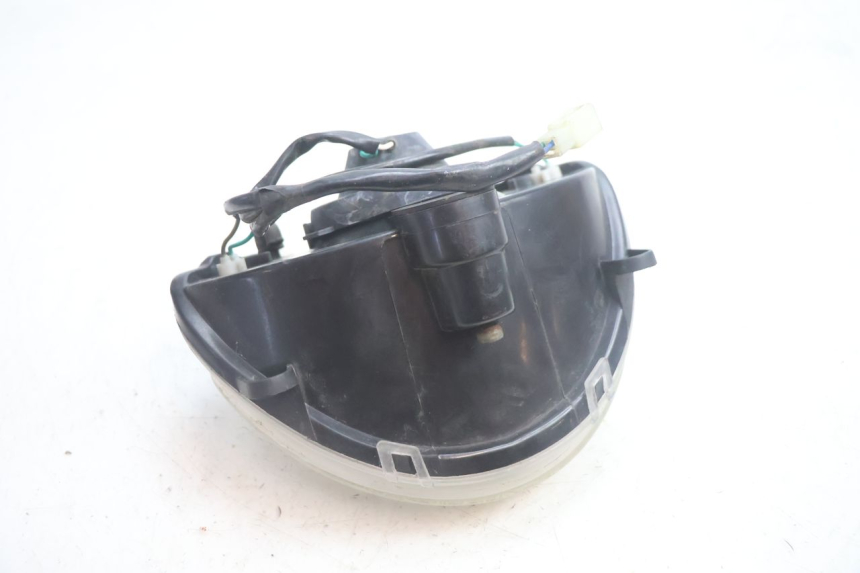 photo de HEADLIGHT CF MOTO E-CHARM 125 (2005 - 2008) - Surface and material condition