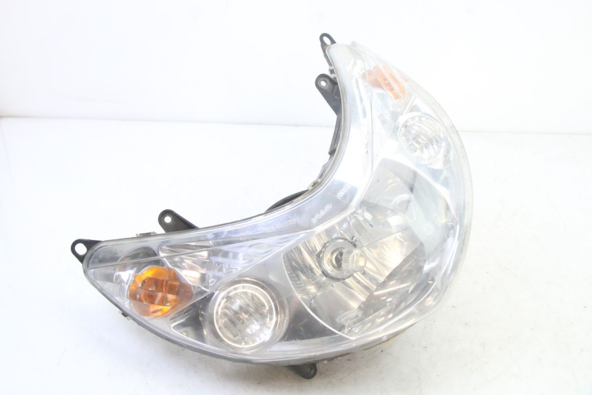 photo de FRONT HEADLIGHT PEUGEOT ELYSTAR 50 (2002 - 2014) - Zoom on usage condition