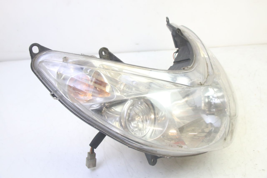 photo de FRONT HEADLIGHT PEUGEOT ELYSTAR 50 (2002 - 2014) - Zoom on usage condition