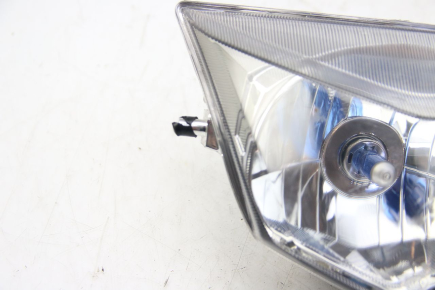 photo de FRONT HEADLIGHT JM MOTORS EVOLIS 4T 50 (2018 - 2022) - Zoom on usage condition