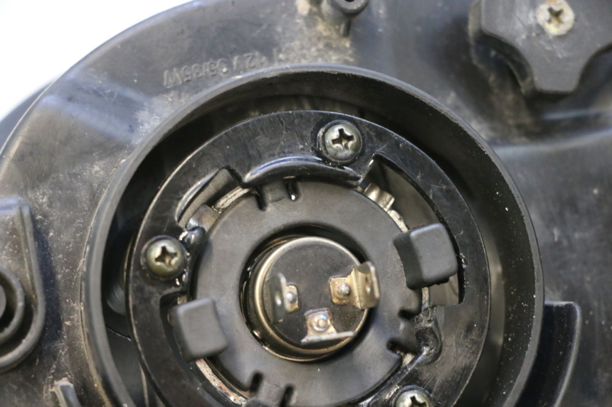 photo de HEADLIGHT KEEWAY F-ACT FACT EVO 50 (2020 - 2026) - Zoom on usage condition