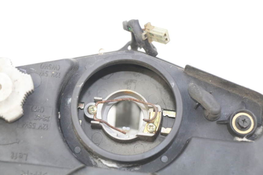 photo de FRONT HEADLIGHT HONDA FES PANTHEON 2T 125 (1998 - 2002) - Alternative perspective