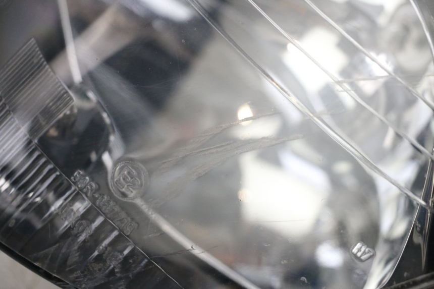 photo de FRONT HEADLIGHT HONDA FES PANTHEON 2T 125 (1998 - 2002) - Checked used part