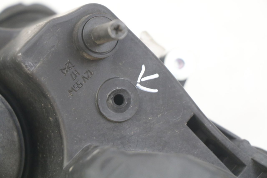 photo de FRONT HEADLIGHT HONDA FES PANTHEON 125 (2003 - 2007) - Alternative perspective