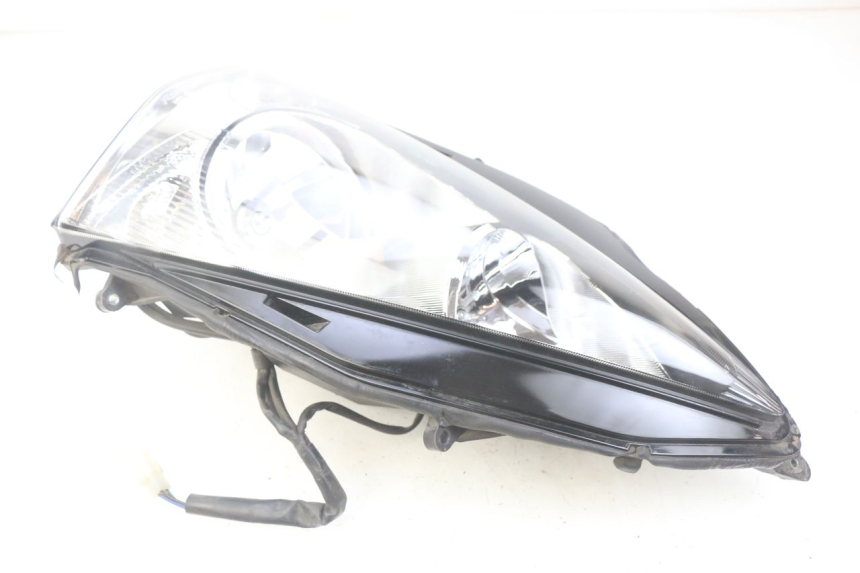 photo de FRONT HEADLIGHT HONDA FES PANTHEON 125 (2003 - 2007) - Surface and material condition