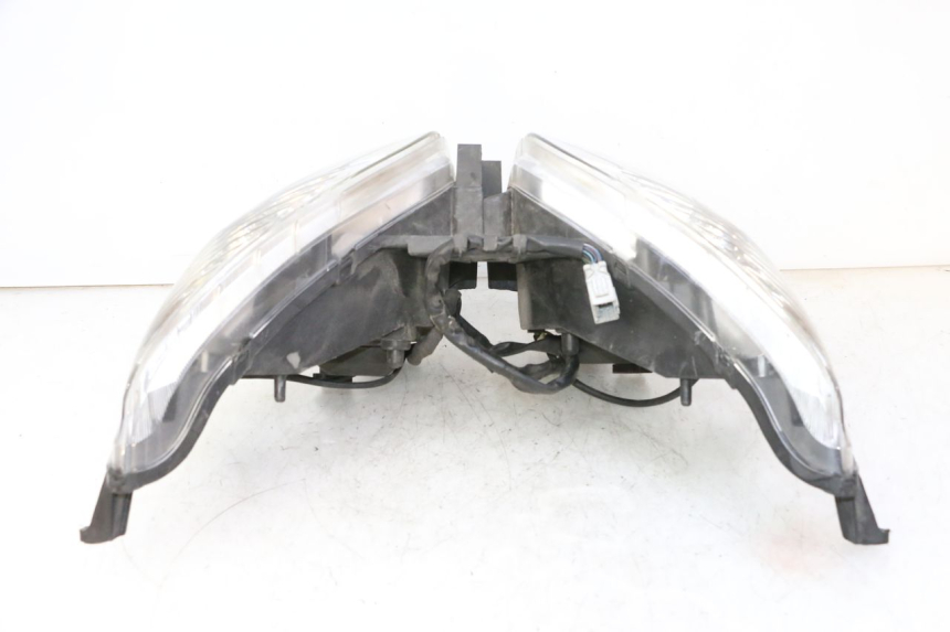 photo de FRONT HEADLIGHT HONDA FES S-WING SWING ABS 125 (2007 - 2015) - Fixing points details