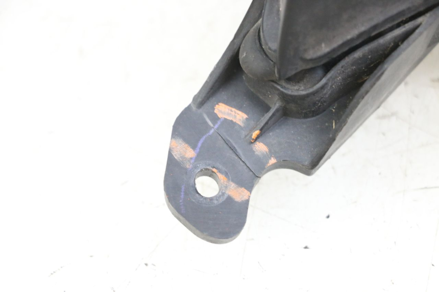 photo de FRONT HEADLIGHT YAMAHA FJR ABS 1300 (2006 - 2012) - Alternative perspective