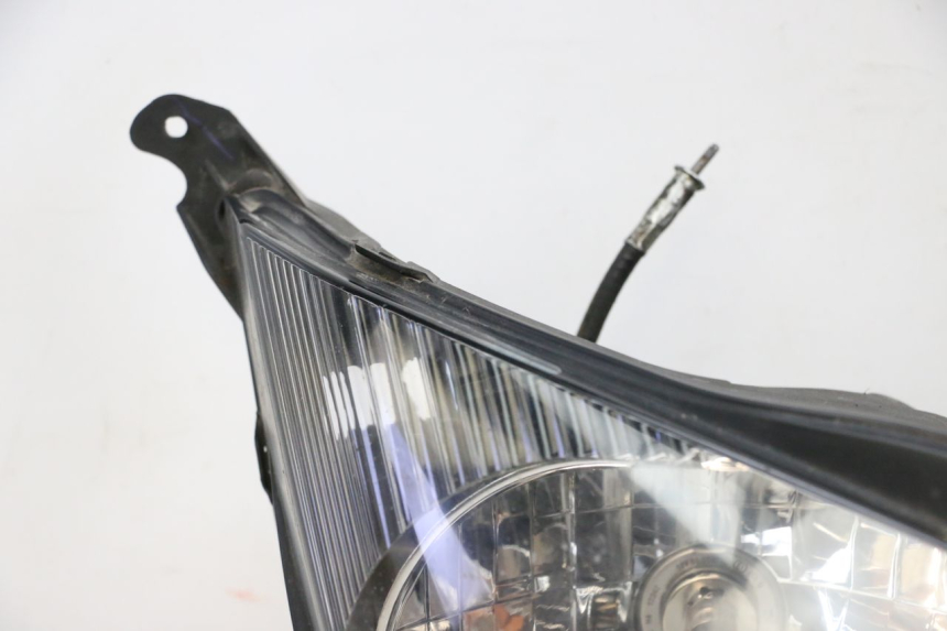 photo de FRONT HEADLIGHT YAMAHA FJR ABS 1300 (2006 - 2012) - Distinctive features