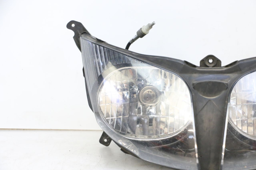 photo de FRONT HEADLIGHT YAMAHA FJR ABS 1300 (2006 - 2012) - Focus on structure