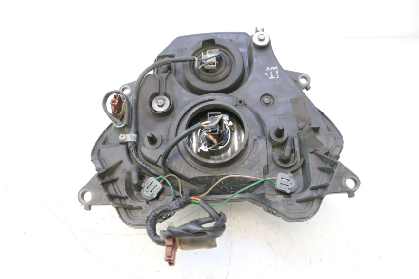 photo de HEADLIGHT HONDA FJS SILVER WING SILVERWING 400 (2005 - 2008) - Alternative angle