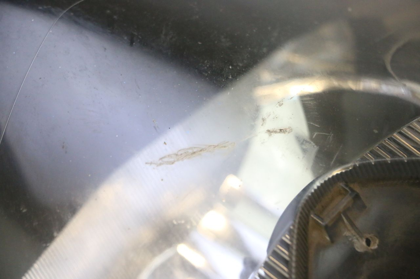 photo de HEADLIGHT HONDA FJS SILVER WING SILVERWING 400 (2005 - 2008) - Alternative perspective