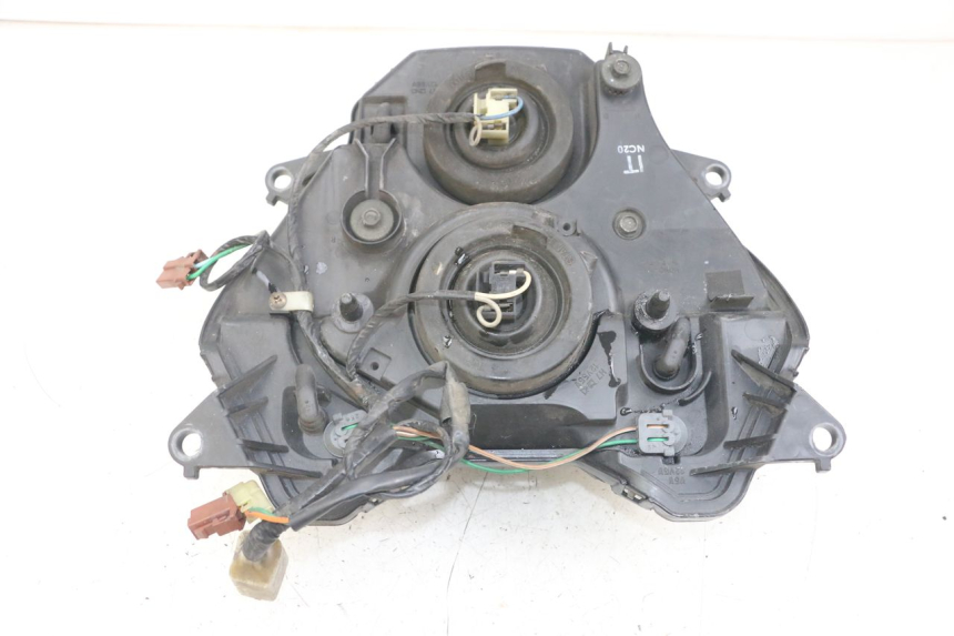 photo de HEADLIGHT HONDA FJS SILVERWING SILVER WING 600 (2001 - 2010) - Fixing points details