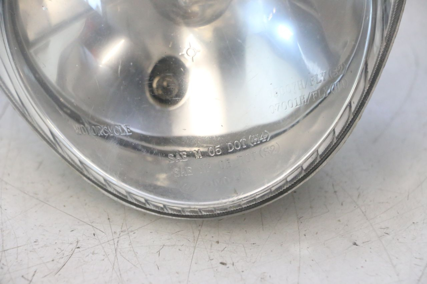 photo de FRONT HEADLIGHT PIAGGIO FLY 2T 50 (2004 - 2017) - Detailed visual inspection