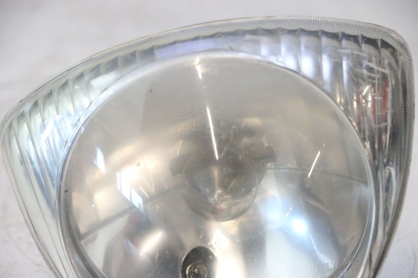 photo de FRONT HEADLIGHT PIAGGIO FLY 2T 50 (2004 - 2017) - Focus on structure