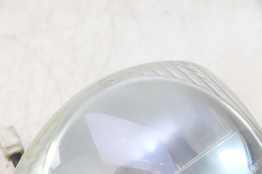 photo de FRONT HEADLIGHT PIAGGIO FLY 2T 50 (2004 - 2017) - Technical close-up