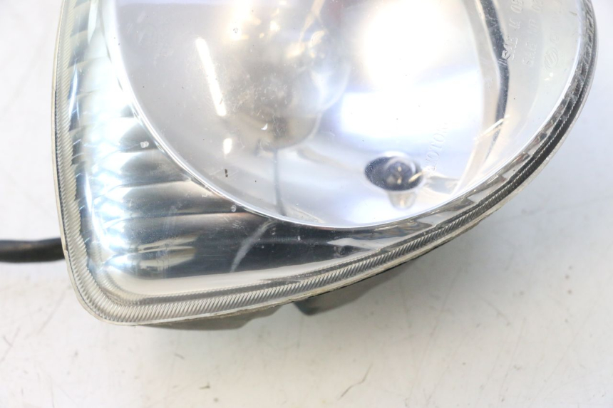 photo de FRONT HEADLIGHT PIAGGIO FLY 2T 50 (2004 - 2017) - Markings and original references