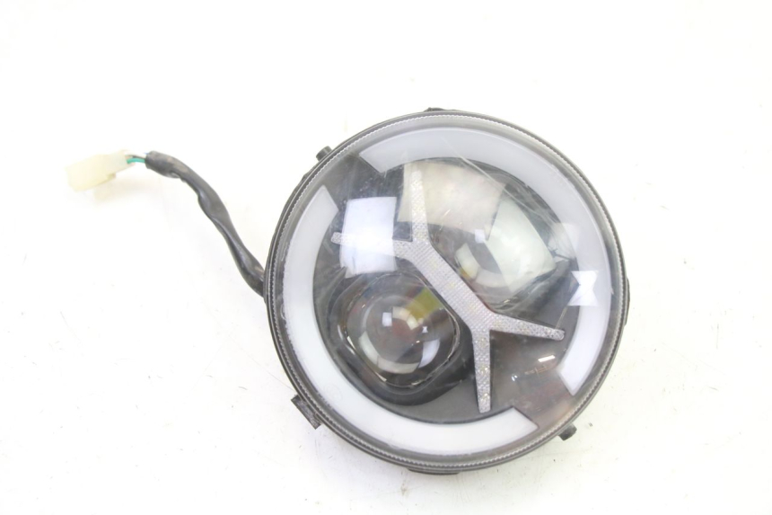 photo de FRONT HEADLIGHT VENESI FLY RETRO 4T 50 (2020 - 2025) - Main view