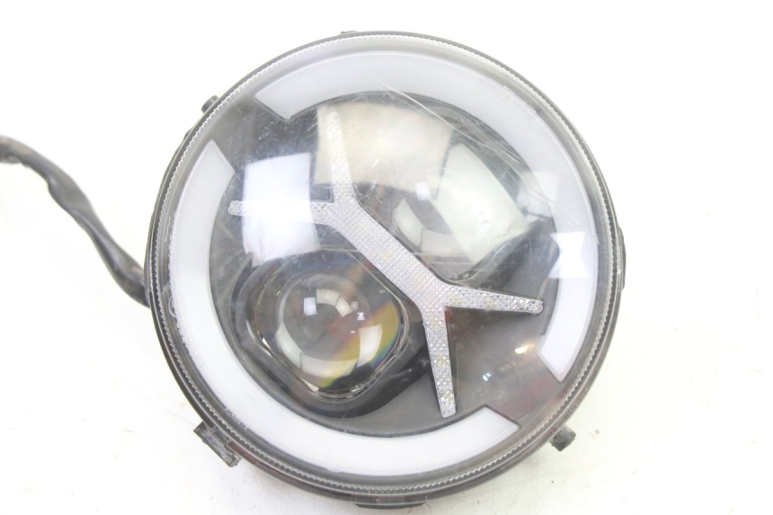 photo de FRONT HEADLIGHT VENESI FLY RETRO 4T 50 (2020 - 2025) - Component detail