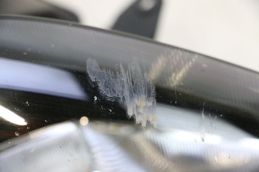 photo de HEADLIGHT YAMAHA FZ8 800 (2010 - 2016) - Markings and original references