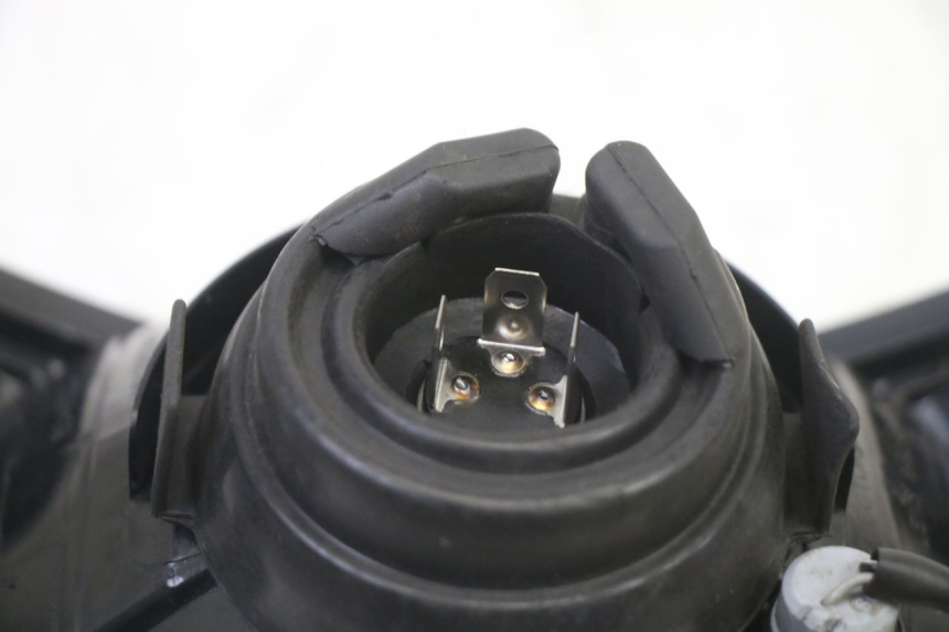 photo de HEADLIGHT BMW G310 R 310 (2016 - 2020) - Fixing points details