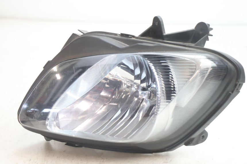 photo de LEFT HEADLIGHT SUZUKI BURGMAN EXECUTIVE ABS 650 (2006 - 2012) - Main view