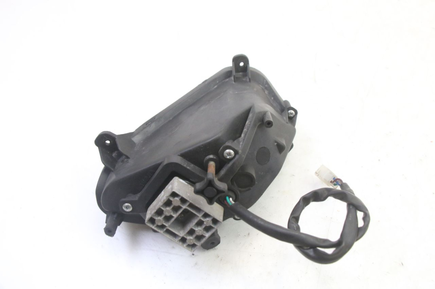 photo de LEFT HEADLIGHT ORCAL CAVARO 4T 50 (2019 - 2023) - Technical close-up