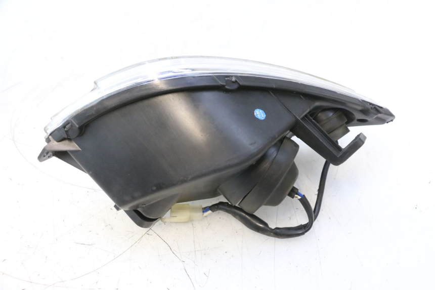 photo de LEFT FRONT HEADLIGHT PEUGEOT CITYSTAR 2T 50 (2018 - 2021) - Alternative perspective