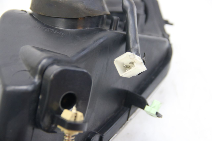 photo de LEFT FRONT HEADLIGHT PEUGEOT CITYSTAR AIR 125 (2014 - 2017) - Alternative perspective