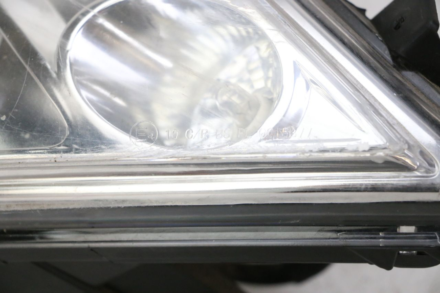 photo de LEFT FRONT HEADLIGHT PEUGEOT CITYSTAR 50 (2013 - 2017) - High-resolution close-up