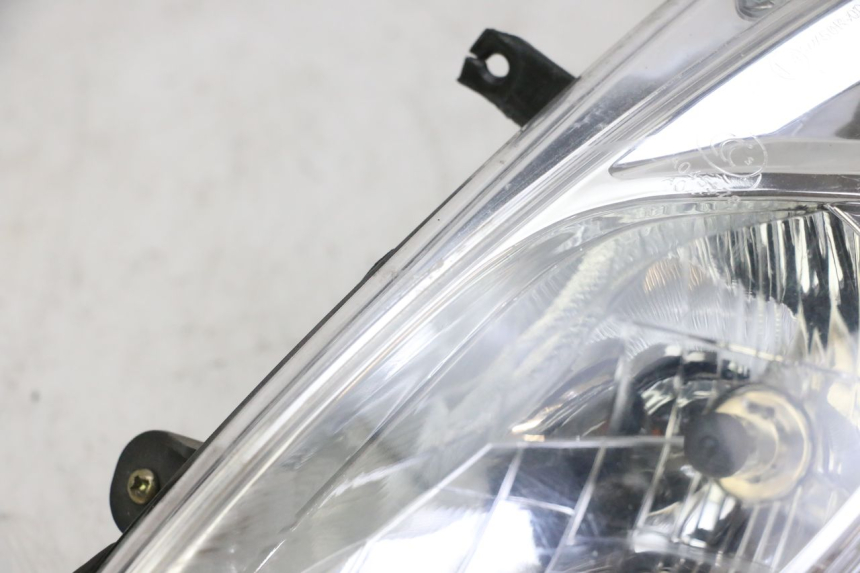 photo de LEFT FRONT HEADLIGHT PEUGEOT CITYSTAR 50 (2013 - 2017) - Detailed visual inspection