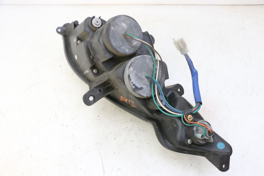 photo de LEFT FRONT HEADLIGHT KYMCO DINK STREET 125 (2009 - 2014) - Product overview