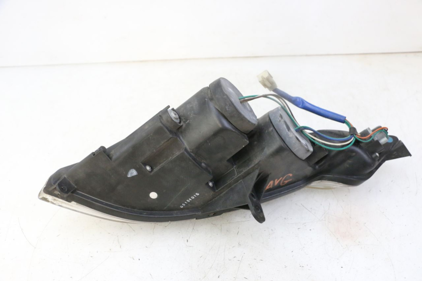 photo de LEFT FRONT HEADLIGHT KYMCO DINK STREET 125 (2009 - 2014) - Fixing points details