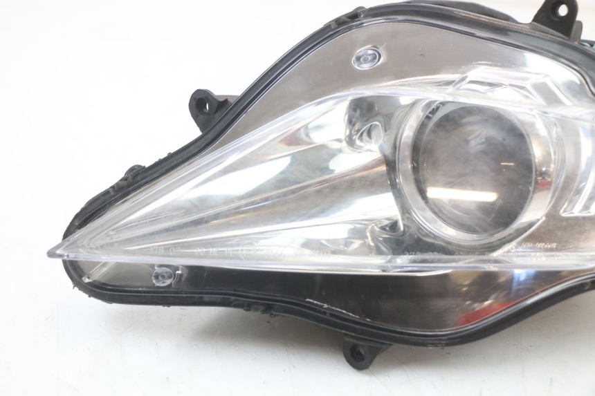 photo de LEFT HEADLIGHT PEUGEOT GEOPOLIS RS 125 (2007 - 2009) - Component detail