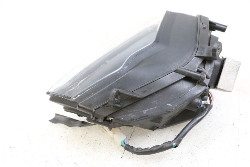 photo de LEFT HEADLIGHT NECO GPX LC 2T 50 (2014 - 2018) - Surface and material condition