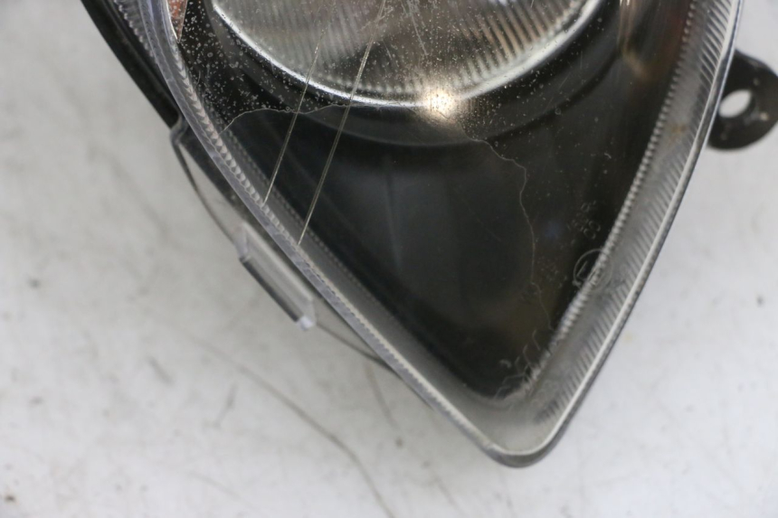 photo de LEFT HEADLIGHT SYM GTS EVO 125 (2009 - 2013) - Additional view of the item