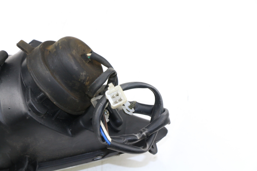 photo de LEFT HEADLIGHT LINTEX HT50QT-36 VERONA 50 (2012 - 2017) - Zoom on usage condition