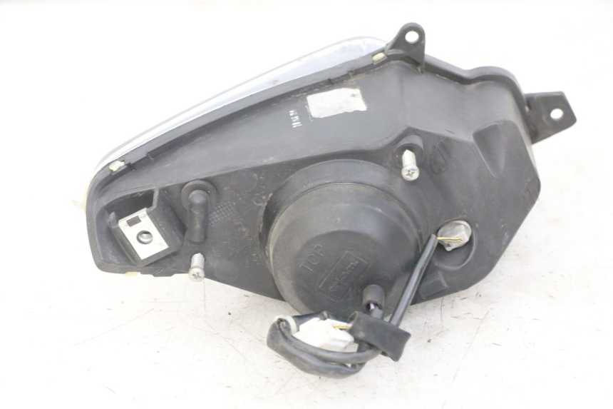 photo de LEFT FRONT HEADLIGHT GILERA NEXUS 125 (2009 - 2013) - Zoom on usage condition