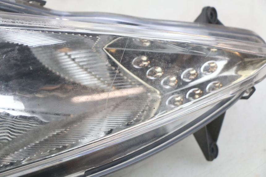 photo de LEFT FRONT HEADLIGHT PEUGEOT SPEEDFIGHT 3 AIR 50 (2009 - 2015) - Component detail