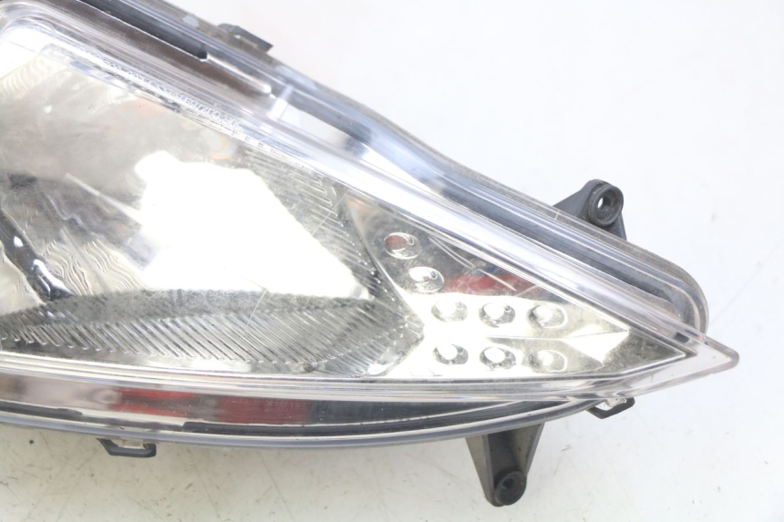 photo de LEFT FRONT HEADLIGHT PEUGEOT SPEEDFIGHT 3 AIR 50 (2009 - 2015) - Markings and original references