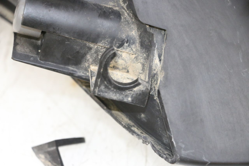 photo de LEFT HEADLIGHT YAMAHA YFM R RAPTOR 250 (2008 - 2014) - Fixing points details