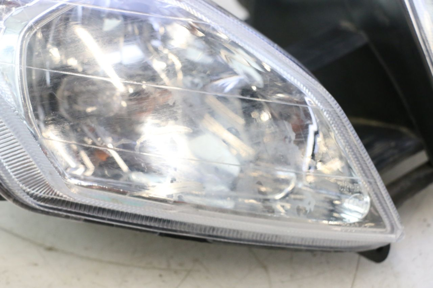 photo de HEADLIGHT VASTRO GP 2T 50 (2013 - 2017) - Markings and original references