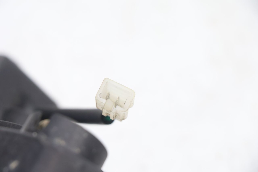 photo de FRONT HEADLIGHT TNT MOTOR GRIDO 2T 50 (2010 - 2019) - Surface and material condition