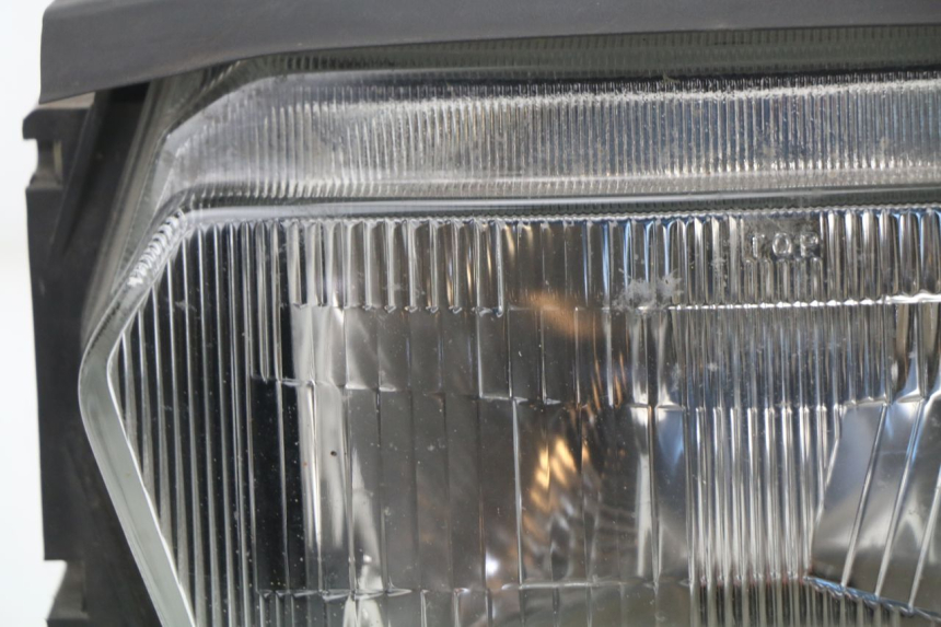 photo de HEADLIGHT SUZUKI GSXF GSX F 600 (1988 - 1997) - Surface and material condition