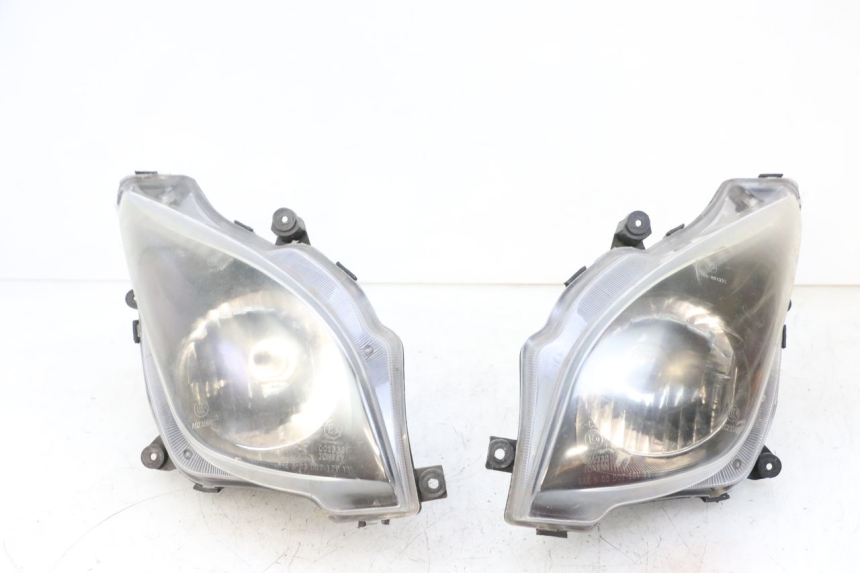 photo de HEADLIGHT JM MOTORS GTS 125 (2015 - 2019) - Component detail