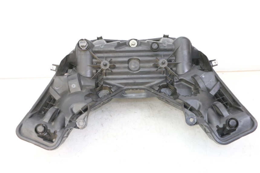 photo de HEADLIGHT HONDA FORZA 125 (2021 - 2025) - Technical close-up